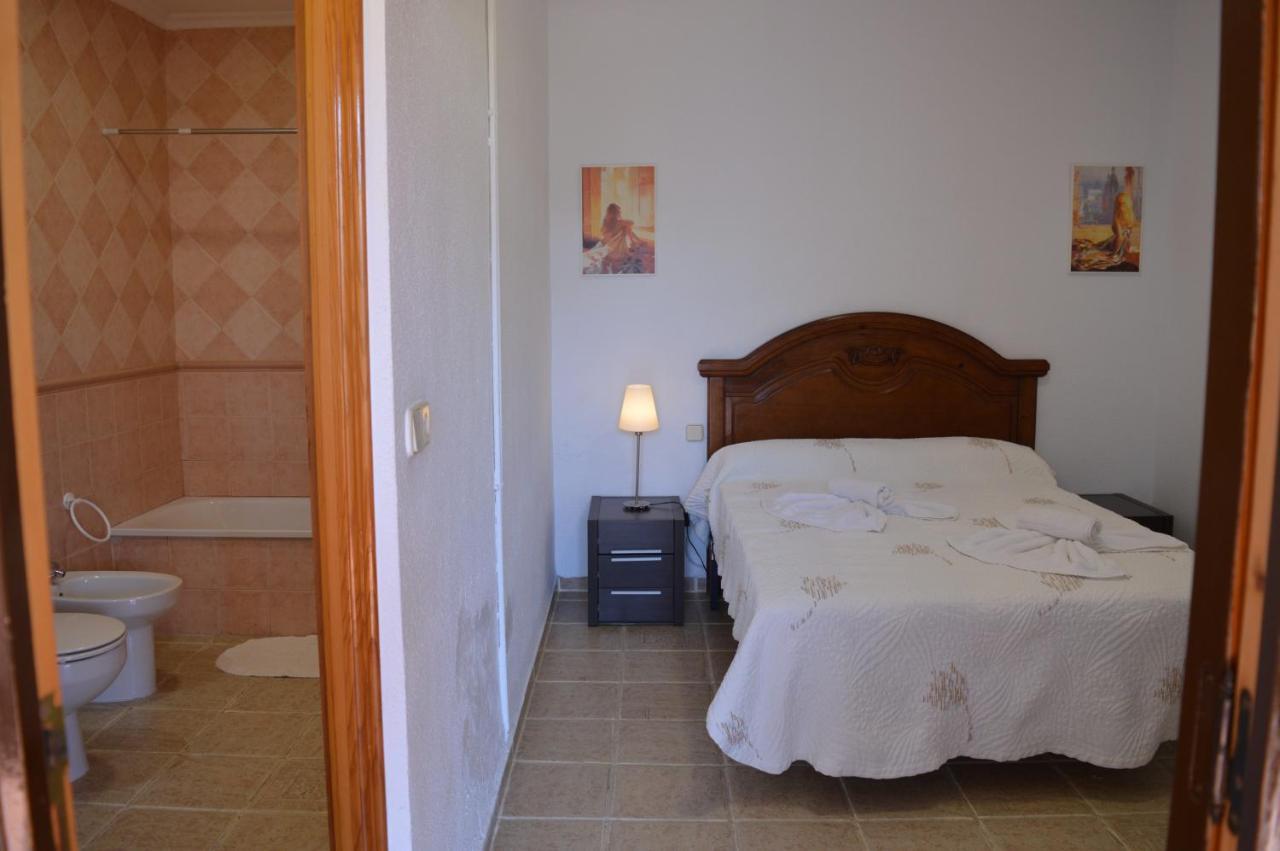 Nuevo Hotel Capitolio Valdepeñas Exteriör bild