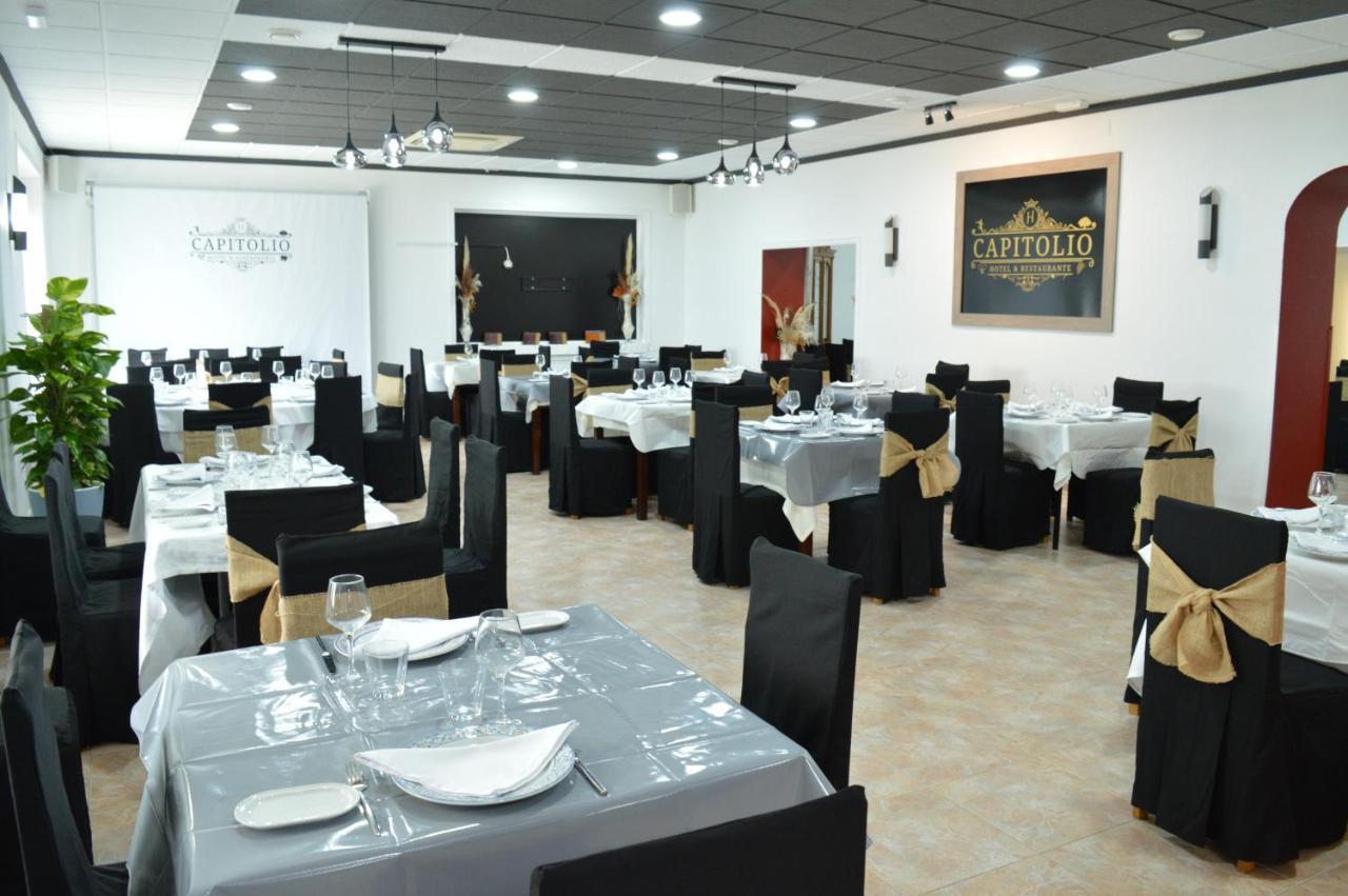 Nuevo Hotel Capitolio Valdepeñas Exteriör bild